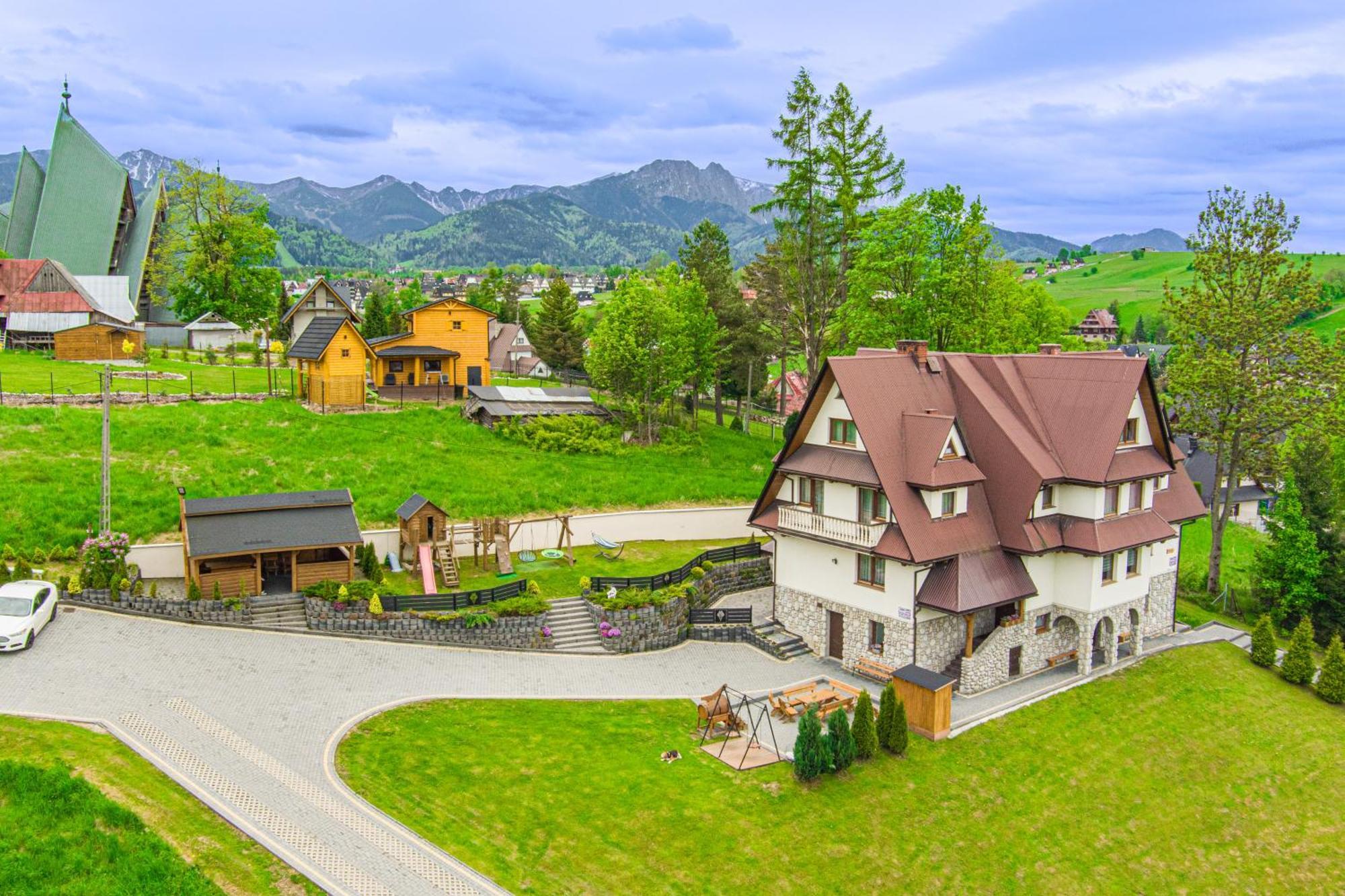 Курортний комплекс Tatra House Закопане